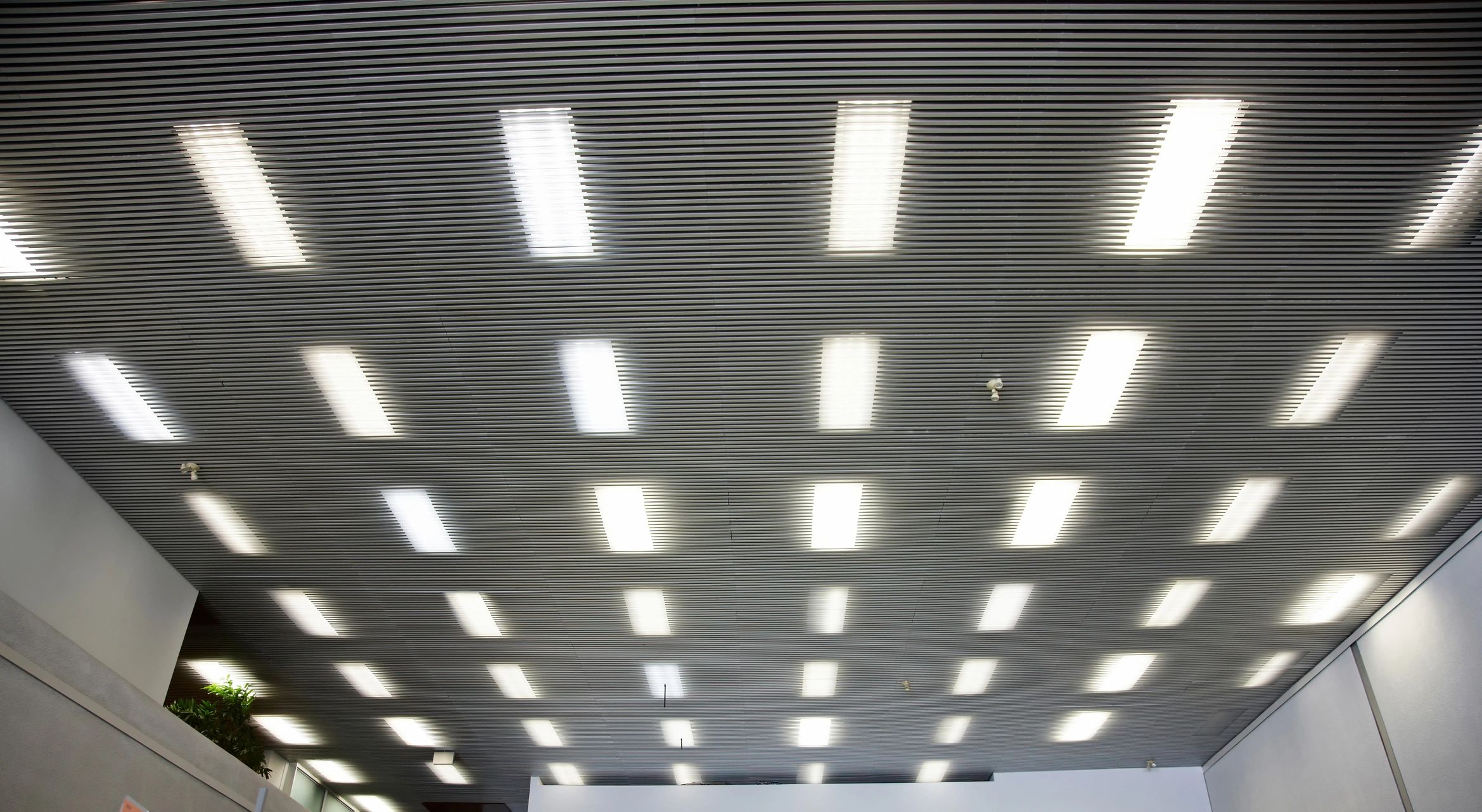 iluminación LED industrial y decorativa
